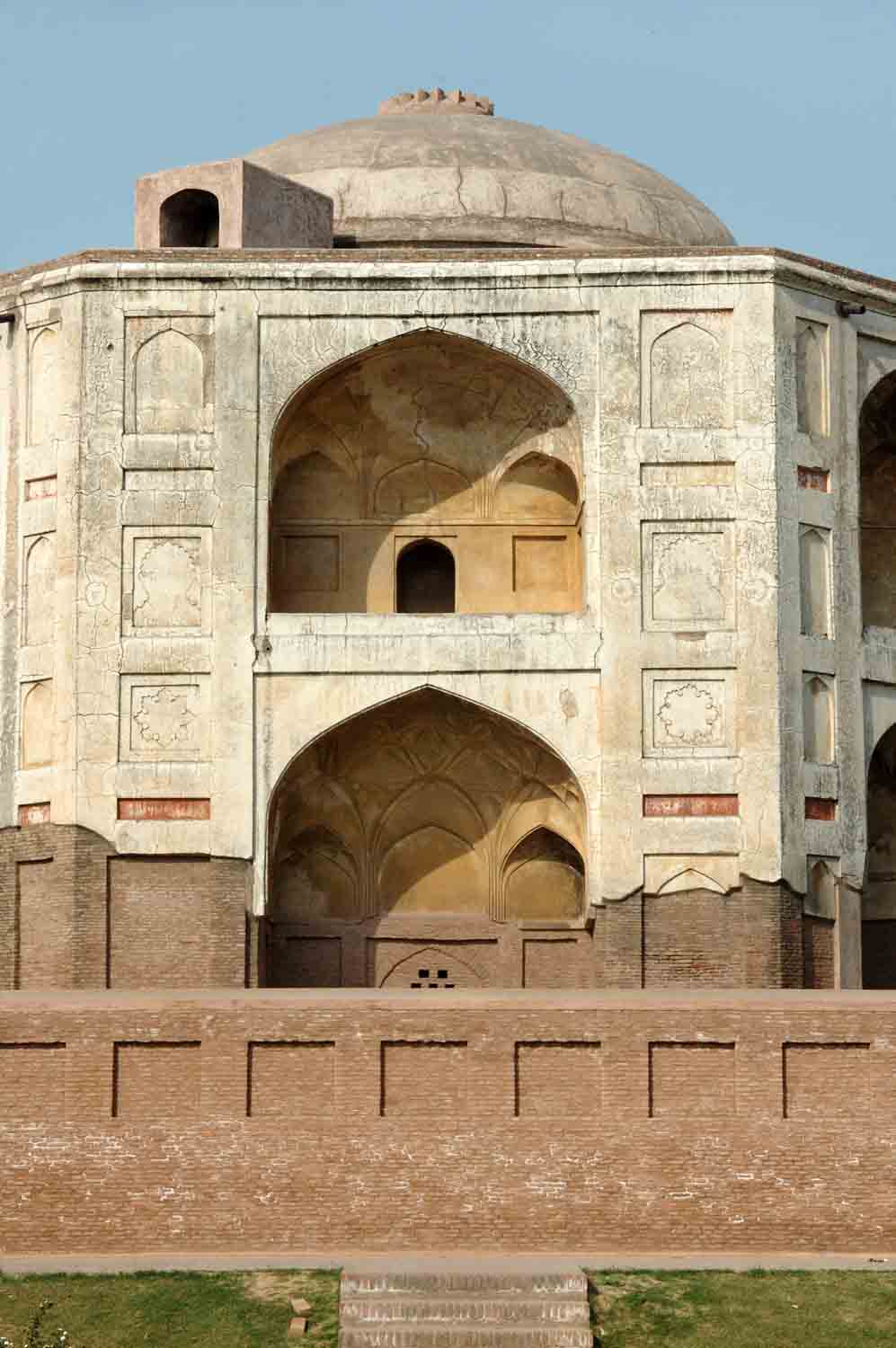 Tomb of Shamsher Khan, Batala