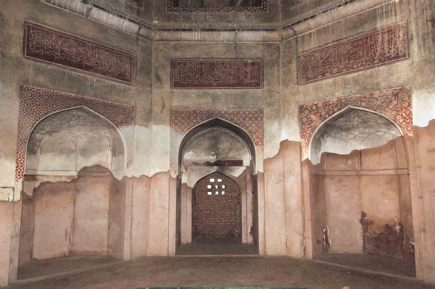 Tomb of Shamsher Khan, Batala