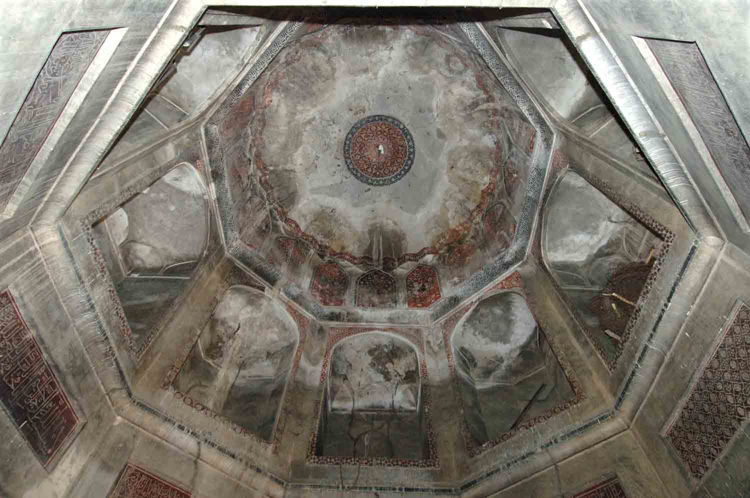 Tomb of Shamsher Khan, Batala