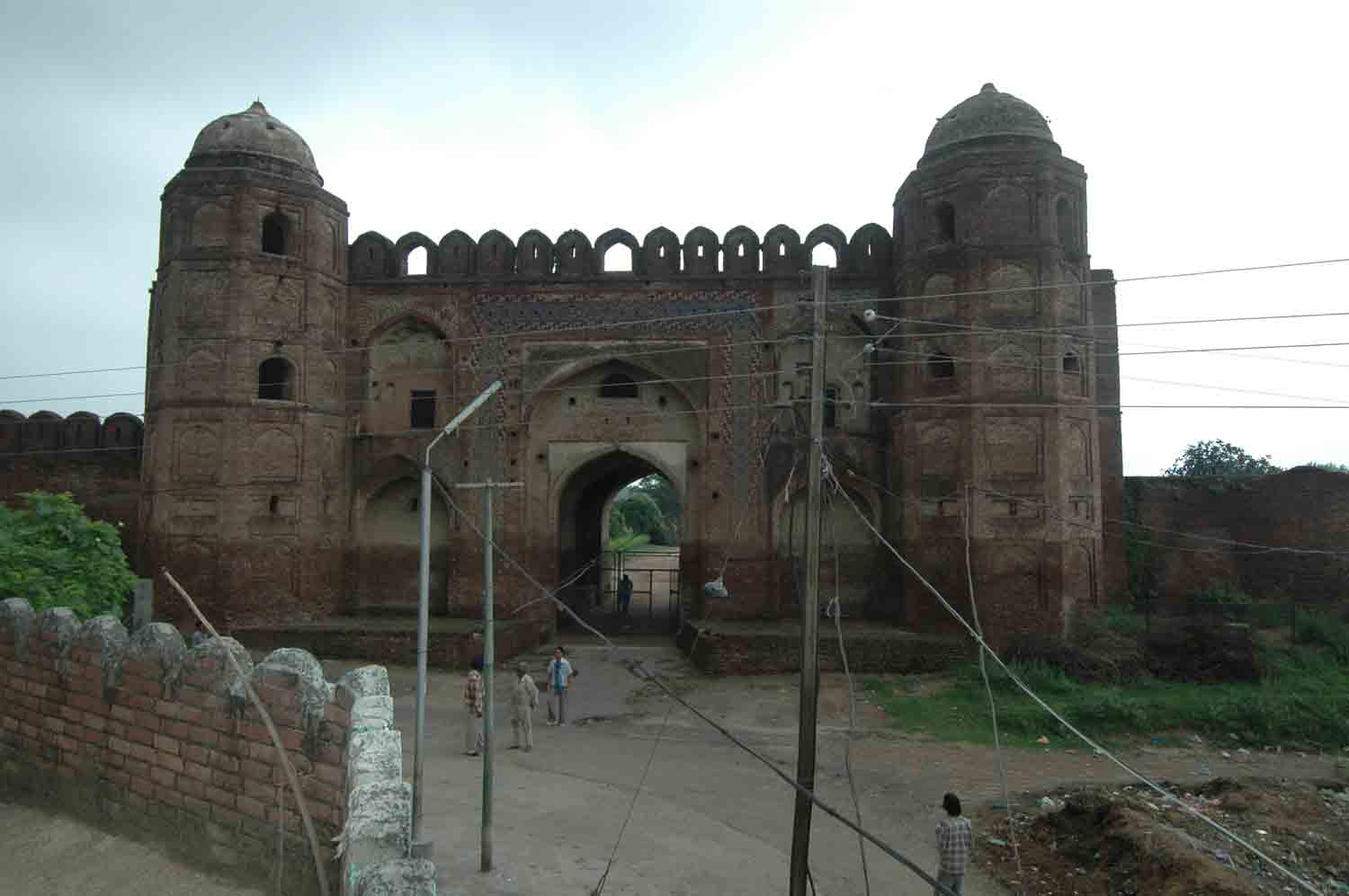 Sarai Doraha complex, Doraha (GT Road)