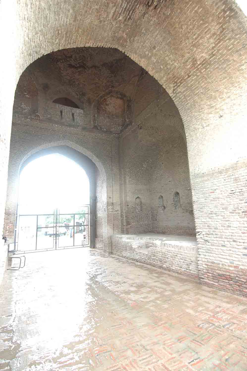 Sarai Doraha complex, Doraha (GT Road)