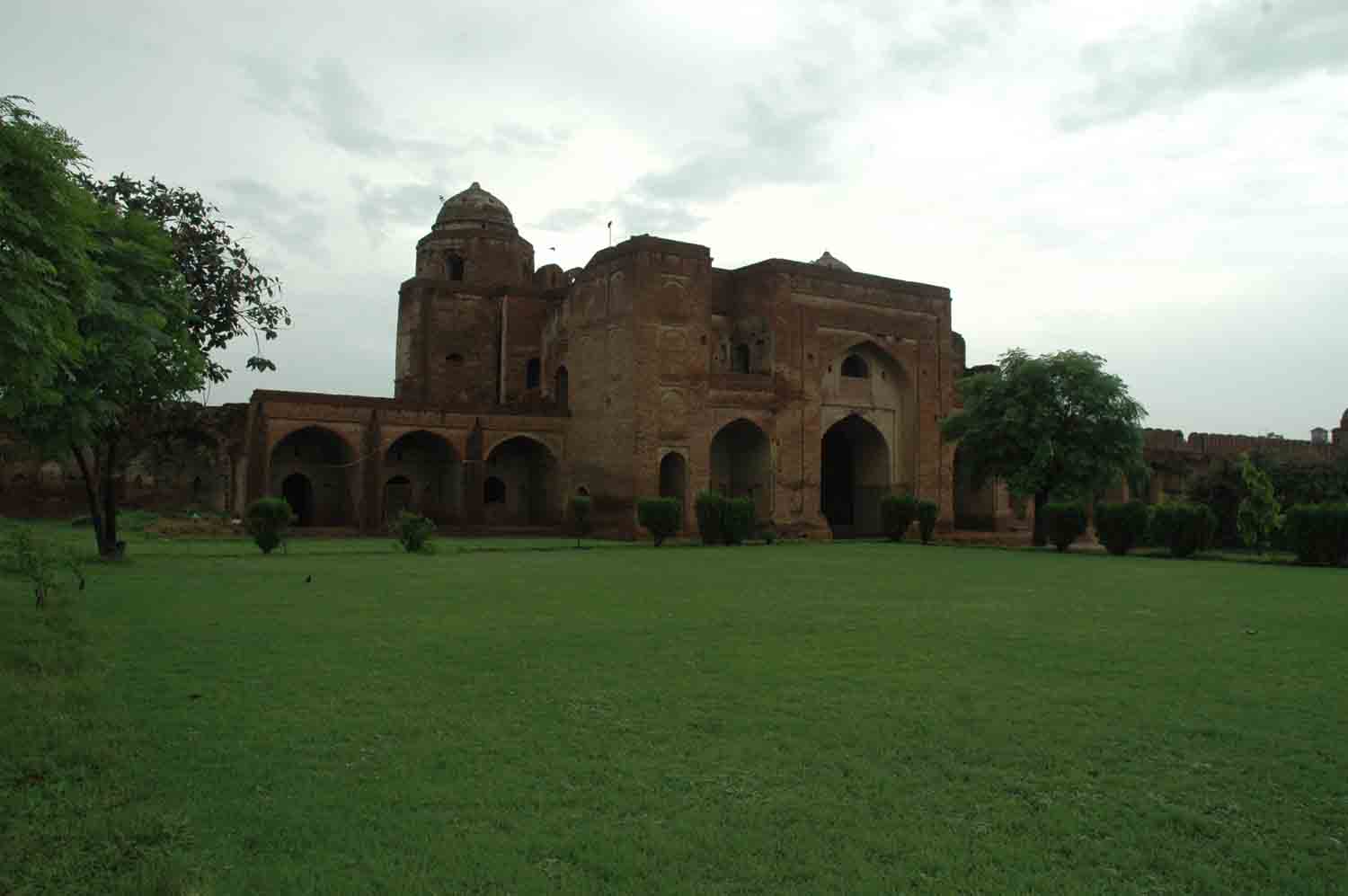 Sarai Doraha complex, Doraha (GT Road)