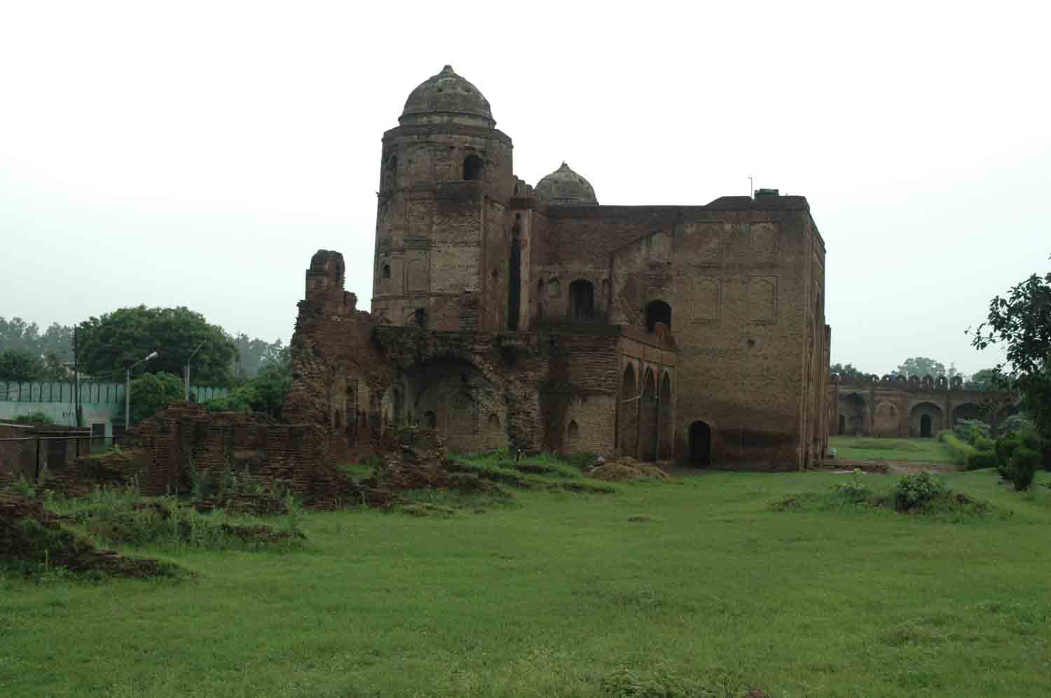 Sarai Doraha complex, Doraha (GT Road)