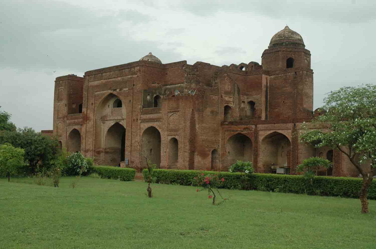 Sarai Doraha complex, Doraha (GT Road)