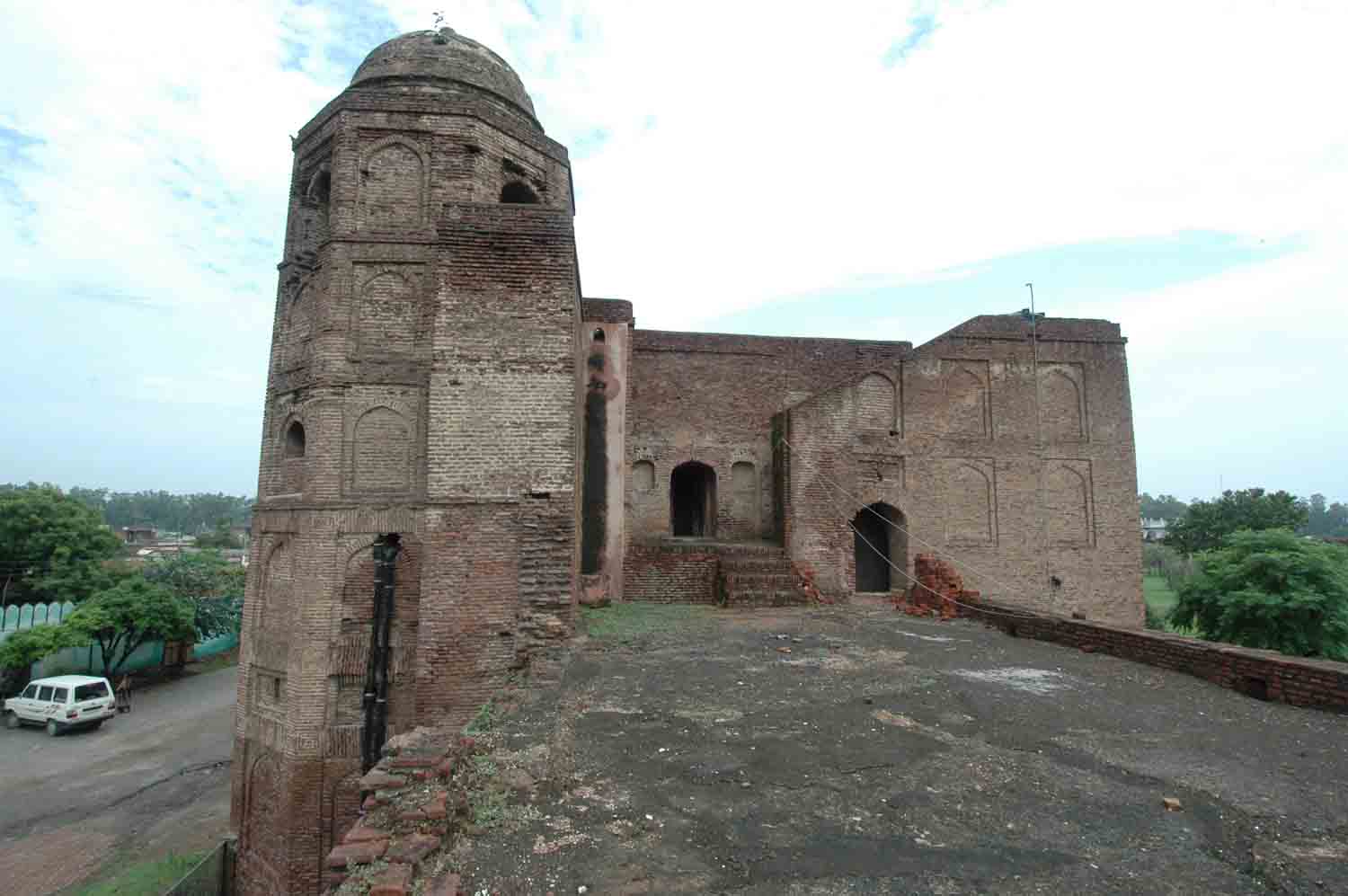 Sarai Doraha complex, Doraha (GT Road)
