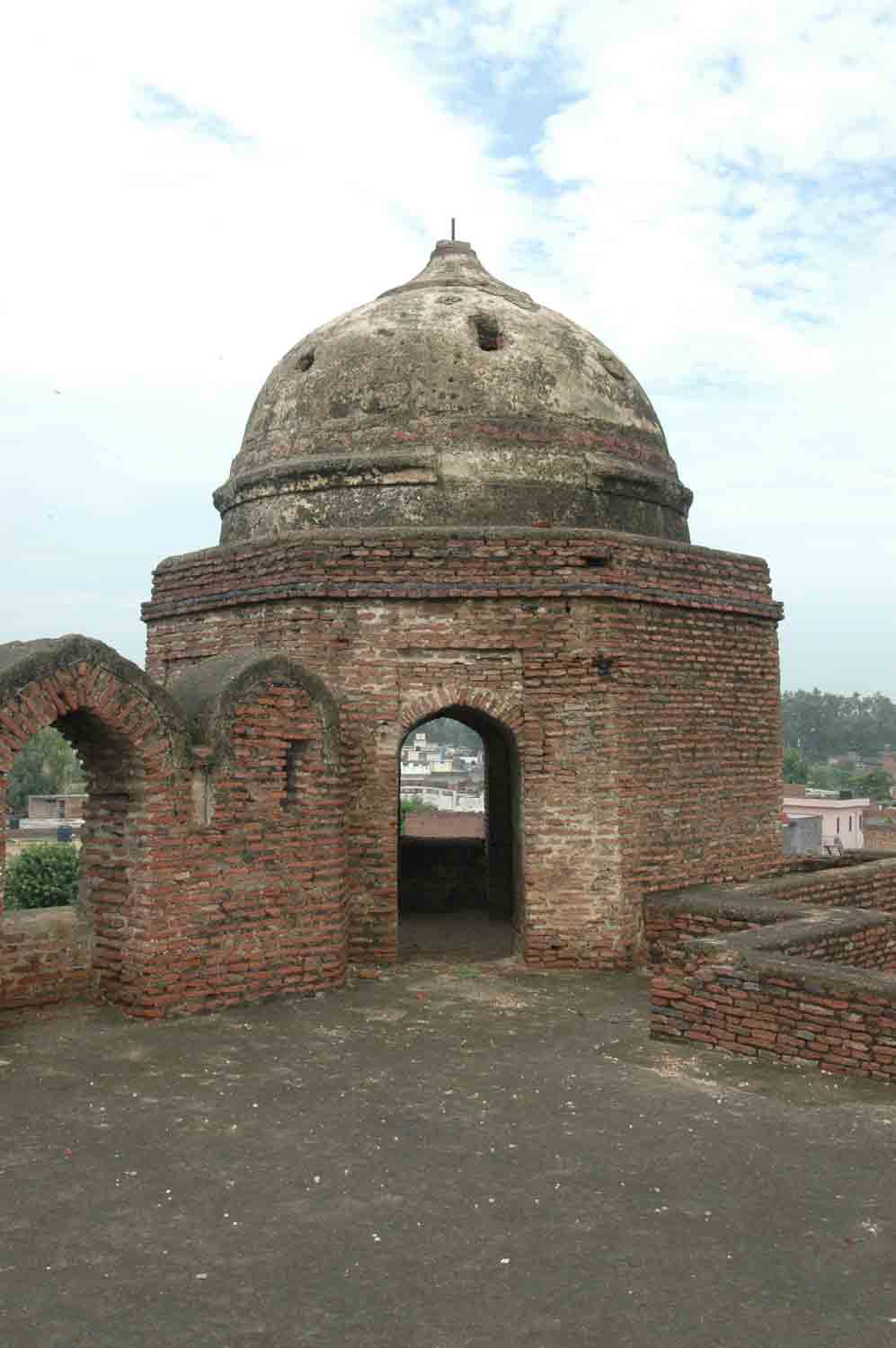 Sarai Doraha complex, Doraha (GT Road)