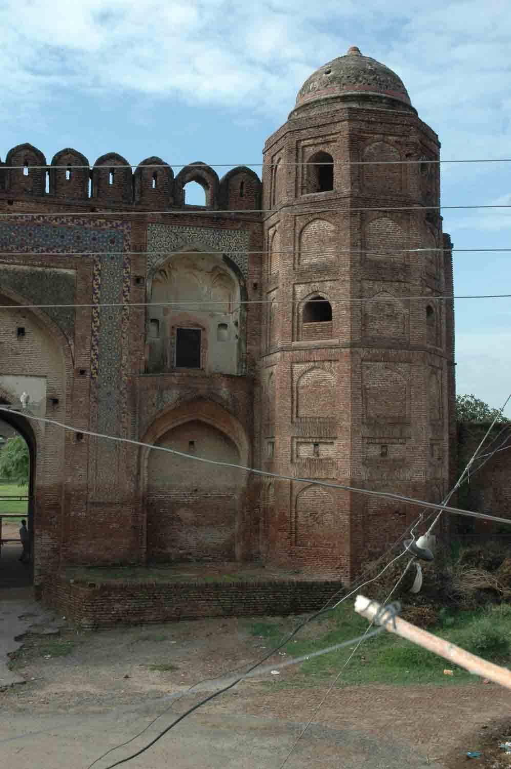 Sarai Doraha complex, Doraha (GT Road)
