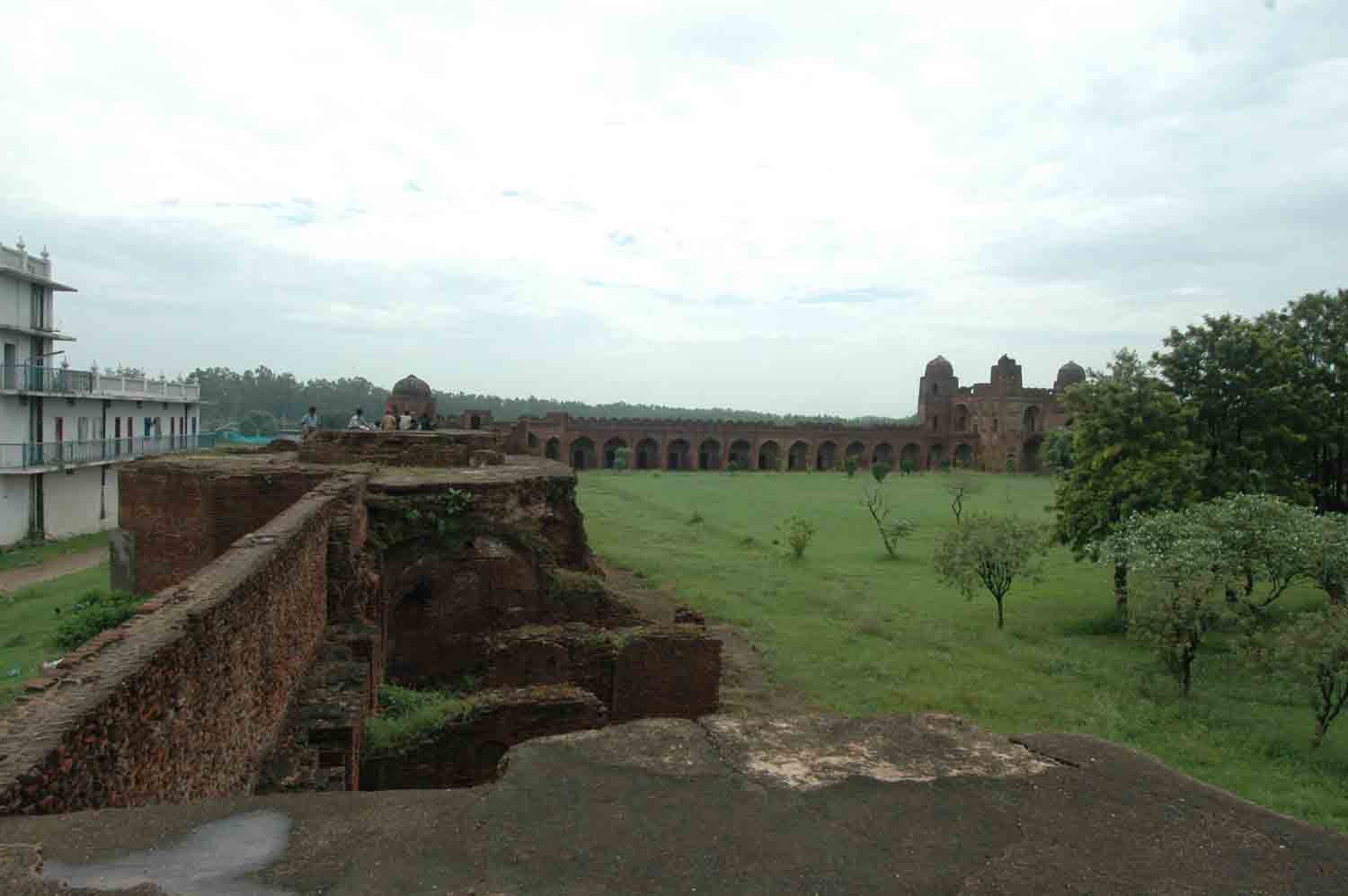 Sarai Doraha complex, Doraha (GT Road)
