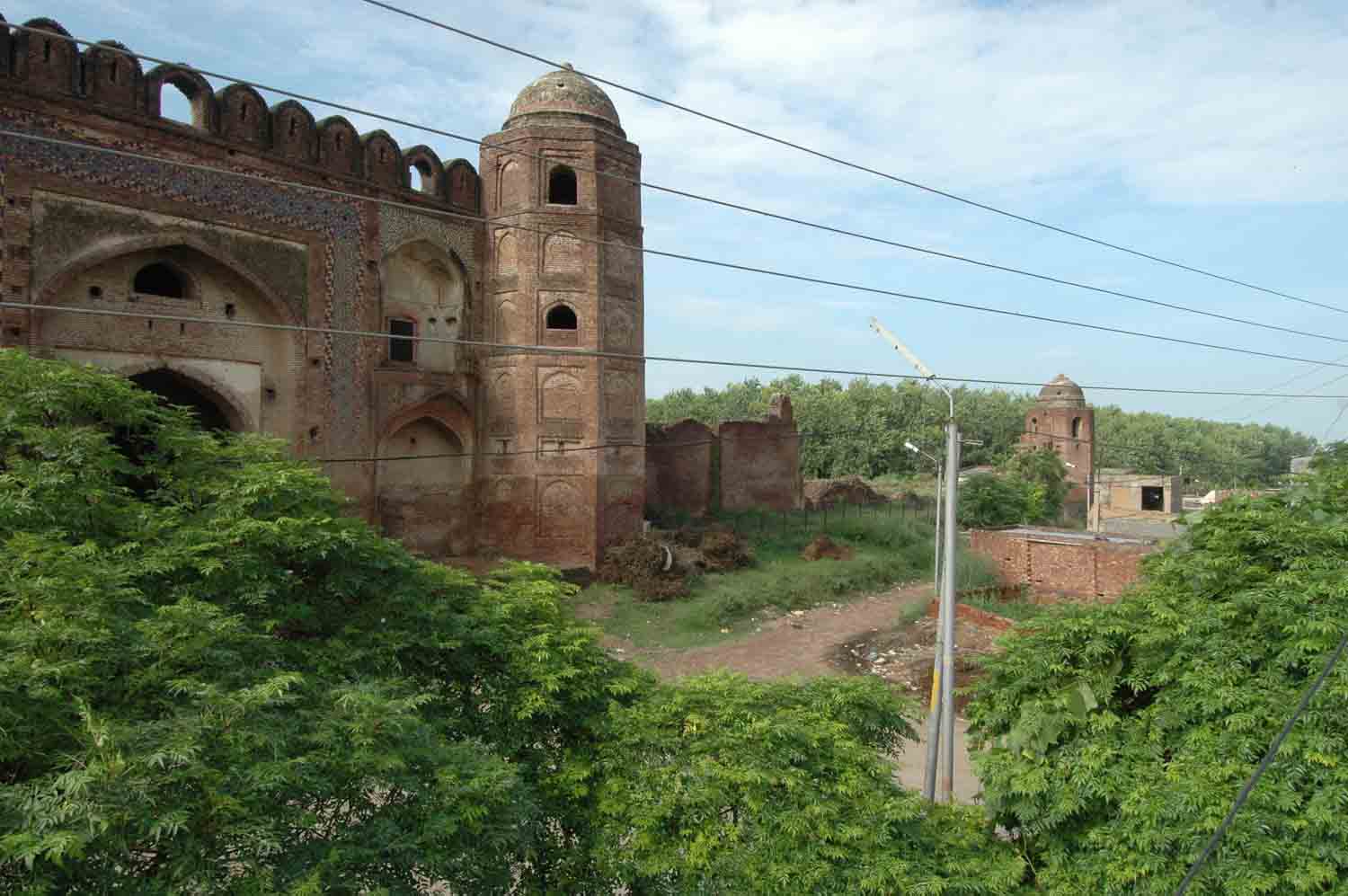 Sarai Doraha complex, Doraha (GT Road)