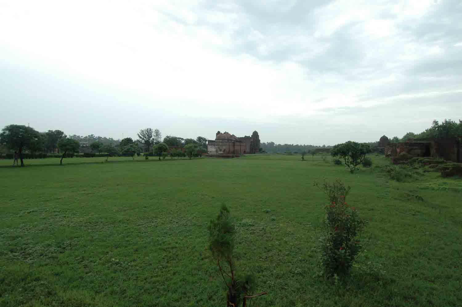 Sarai Doraha complex, Doraha (GT Road)