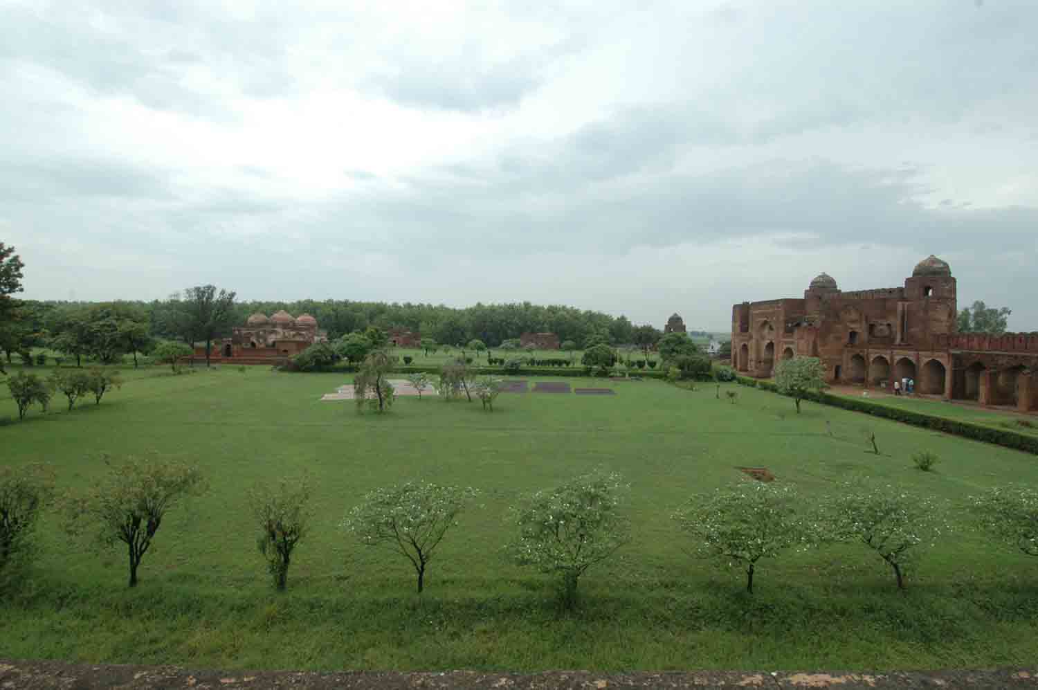Sarai Doraha complex, Doraha (GT Road)