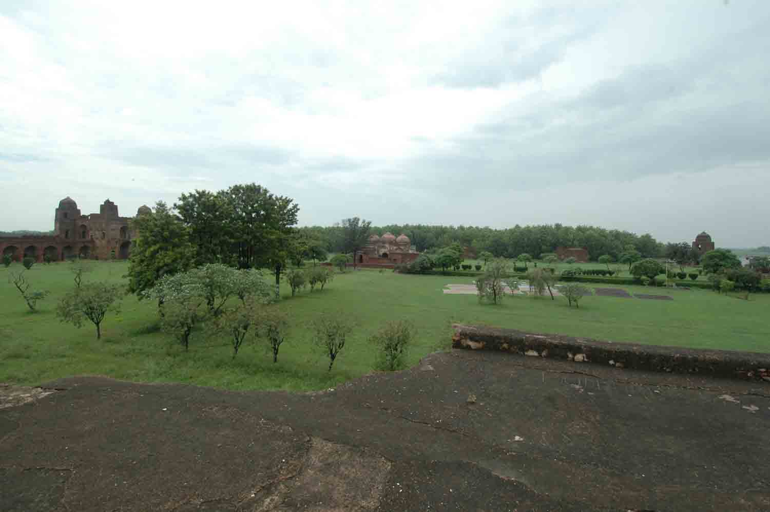 Sarai Doraha complex, Doraha (GT Road)