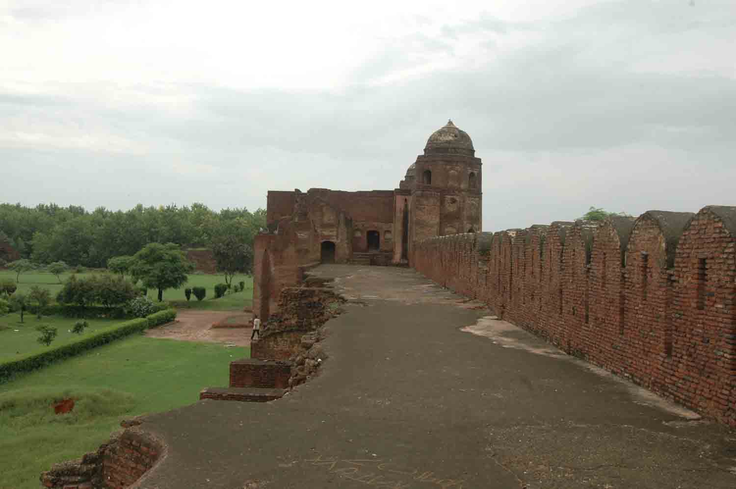 Sarai Doraha complex, Doraha (GT Road)