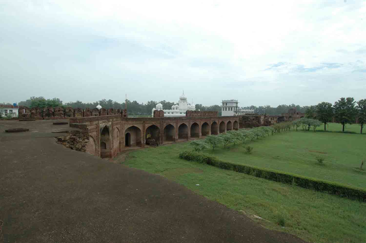 Sarai Doraha complex, Doraha (GT Road)