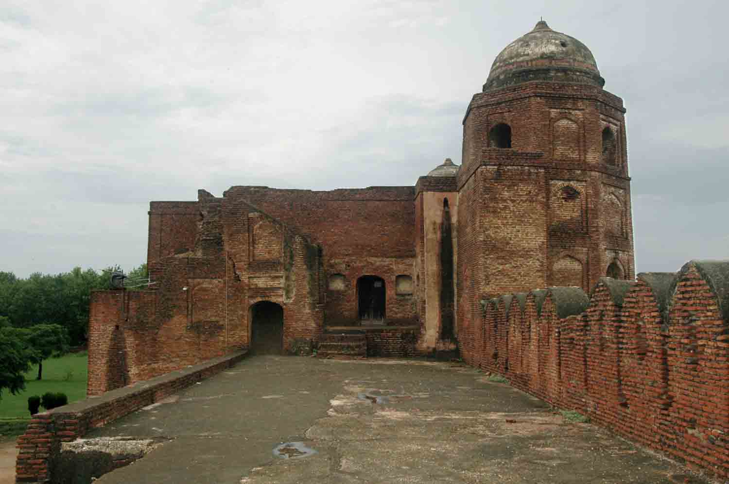 Sarai Doraha complex, Doraha (GT Road)
