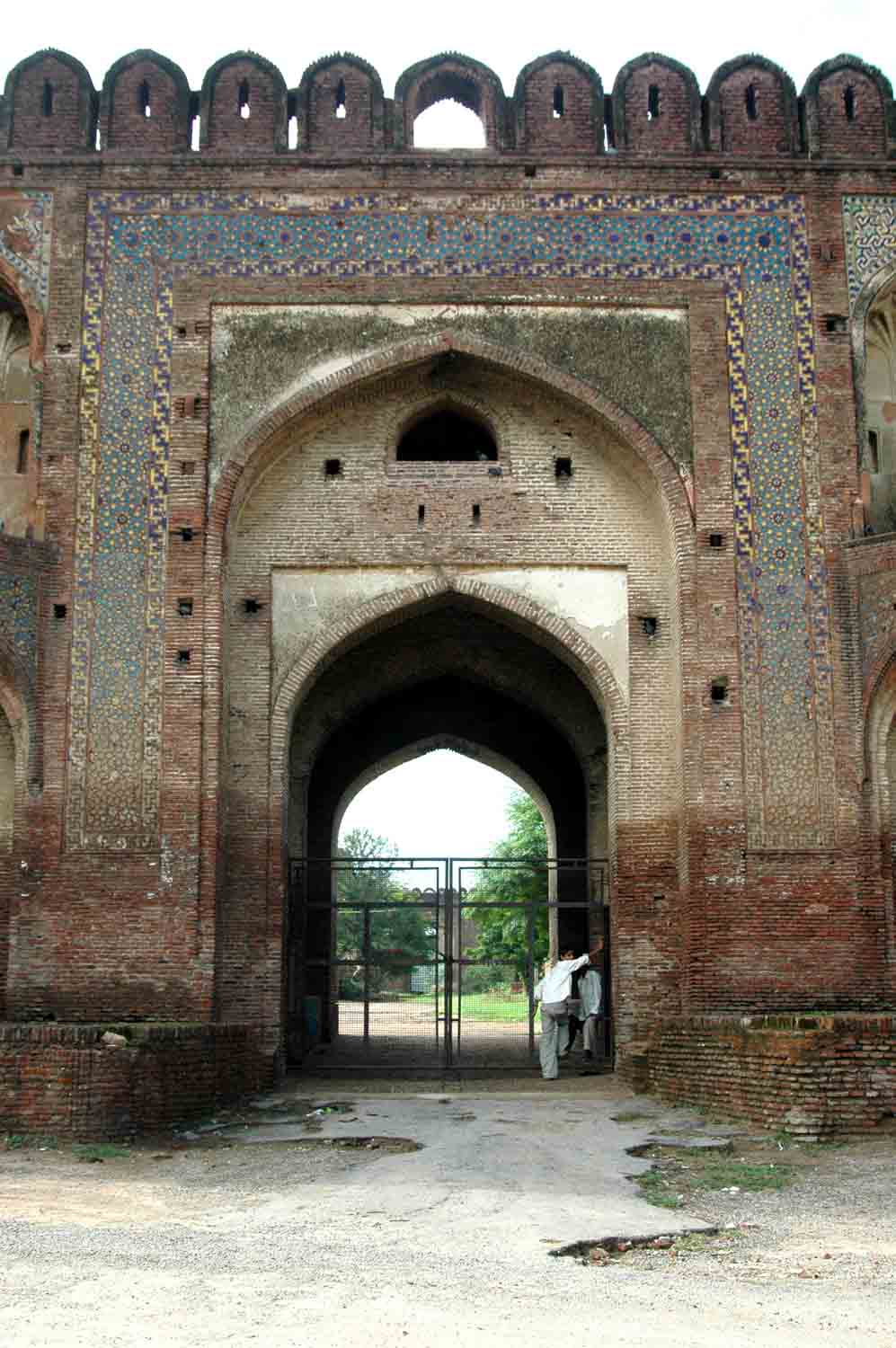 Sarai Doraha complex, Doraha (GT Road)