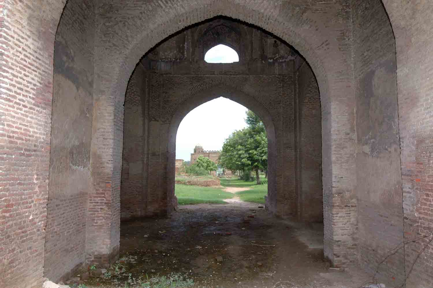 Sarai Doraha complex, Doraha (GT Road)