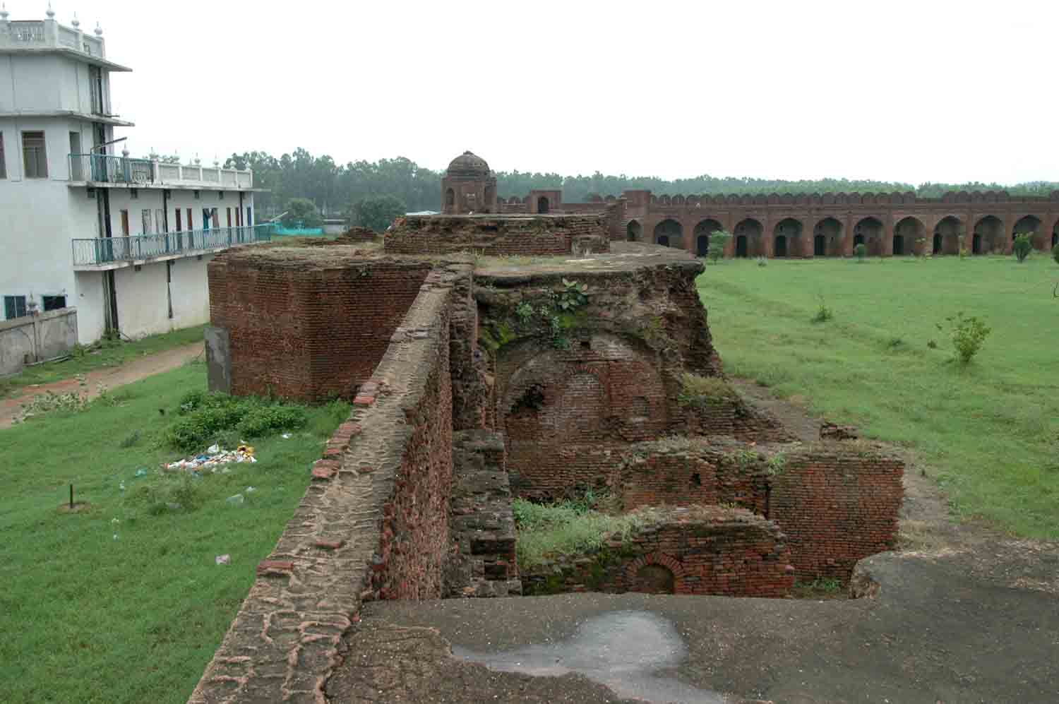 Sarai Doraha complex, Doraha (GT Road)