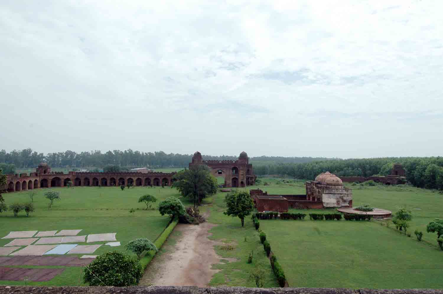 Sarai Doraha complex, Doraha (GT Road)