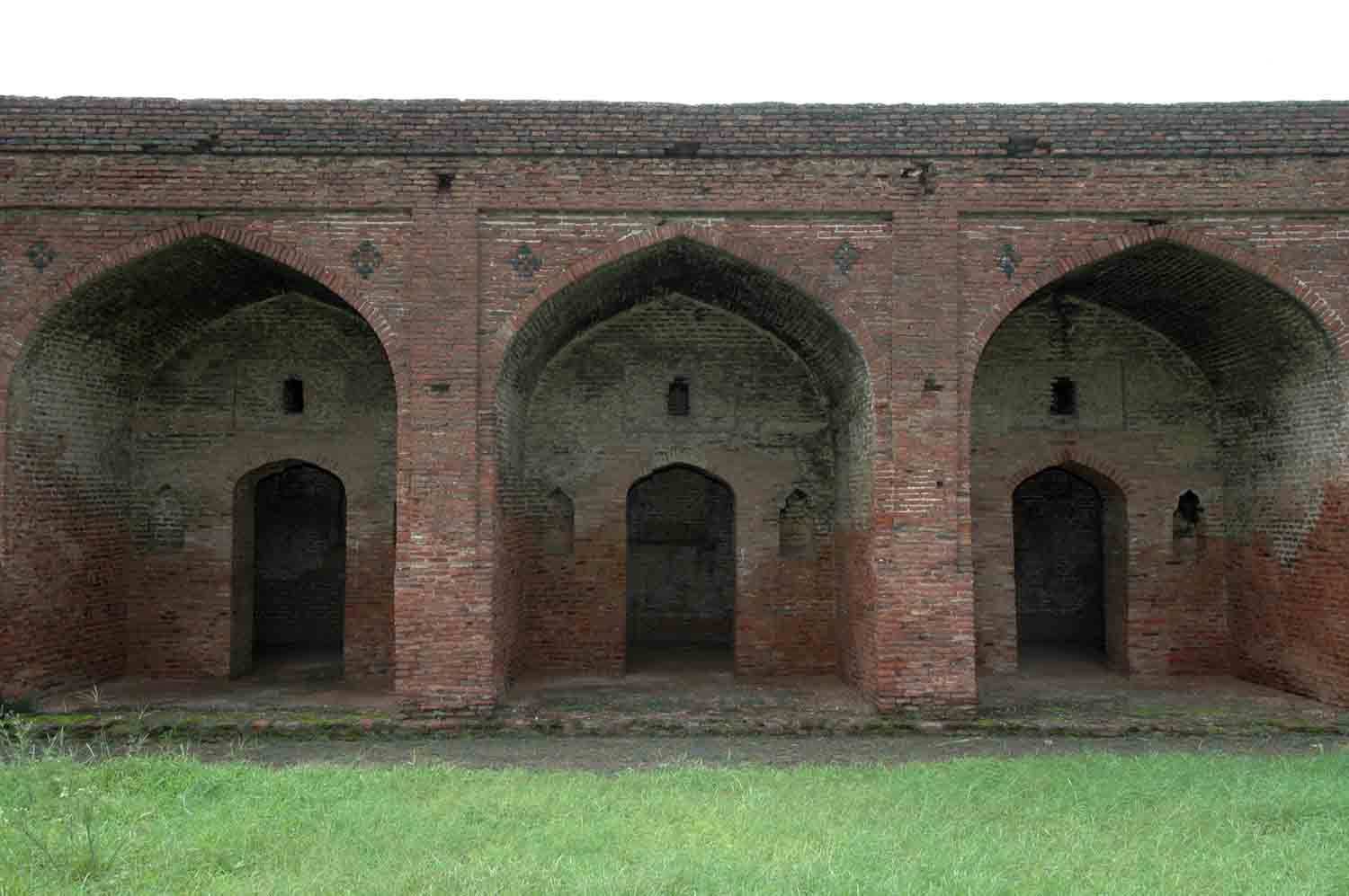 Sarai Doraha complex, Doraha (GT Road)