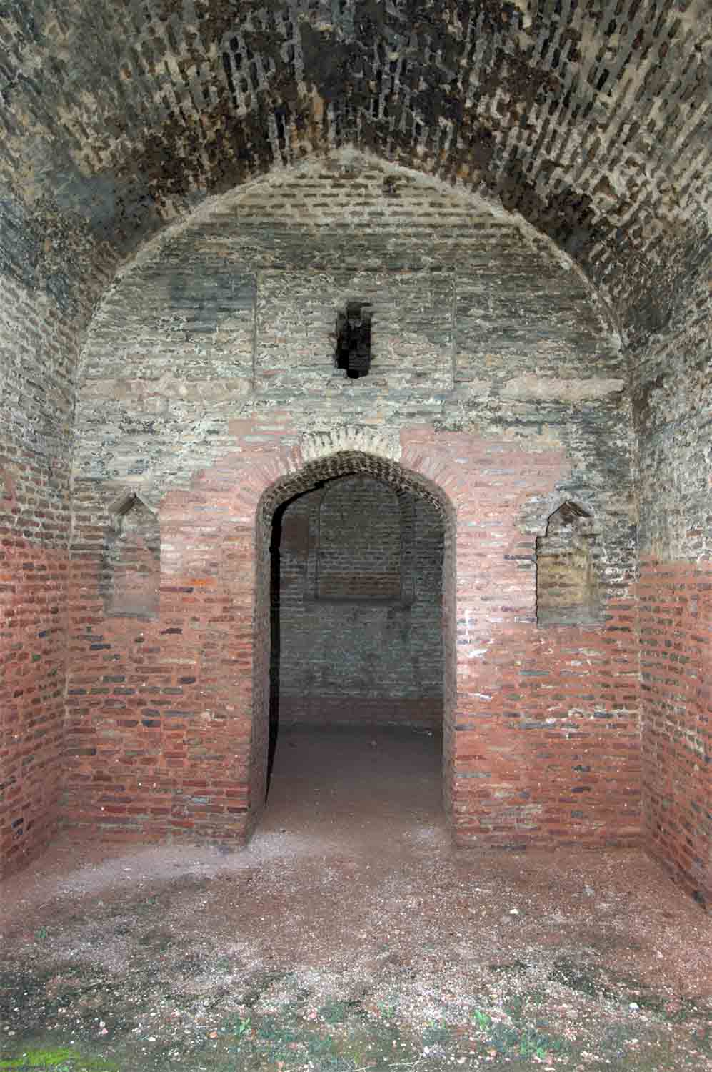Sarai Doraha complex, Doraha (GT Road)