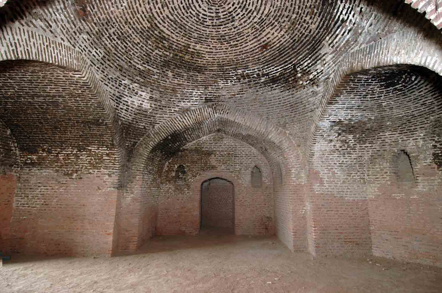 Sarai Doraha complex, Doraha (GT Road)