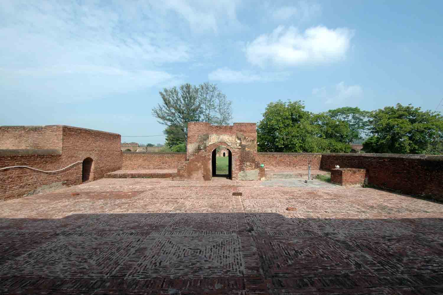 Sarai Doraha complex, Doraha (GT Road)
