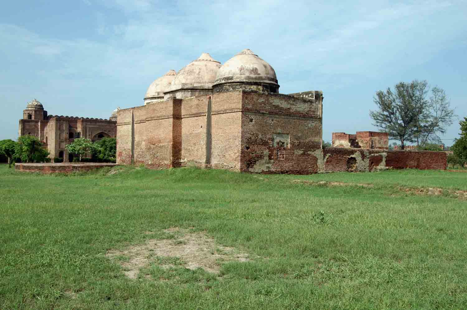 Sarai Doraha complex, Doraha (GT Road)
