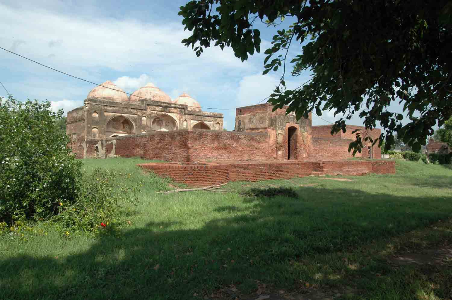 Sarai Doraha complex, Doraha (GT Road)