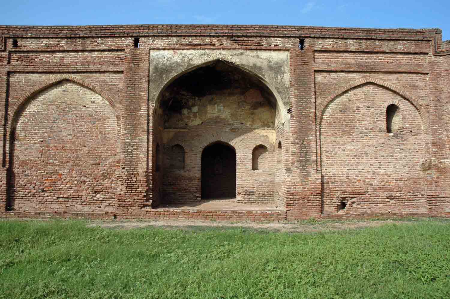 Sarai Doraha complex, Doraha (GT Road)