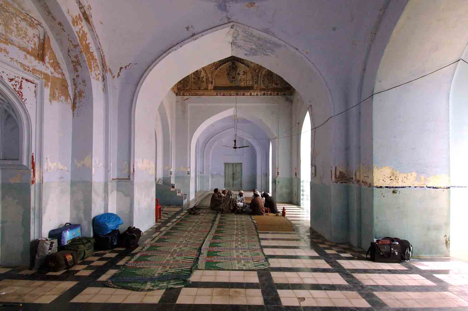 Mosque and Mughal Sarai, Fatehabad
