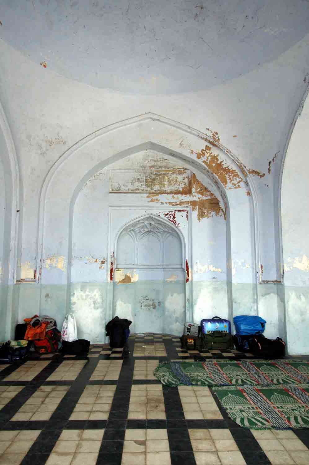Mosque and Mughal Sarai, Fatehabad