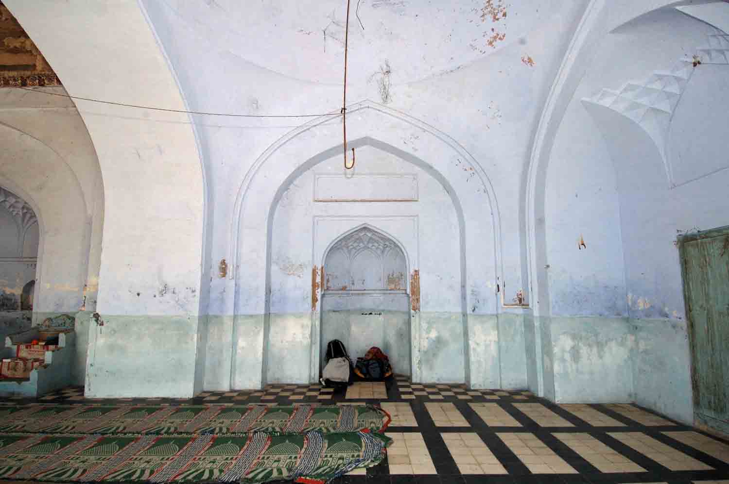 Mosque and Mughal Sarai, Fatehabad