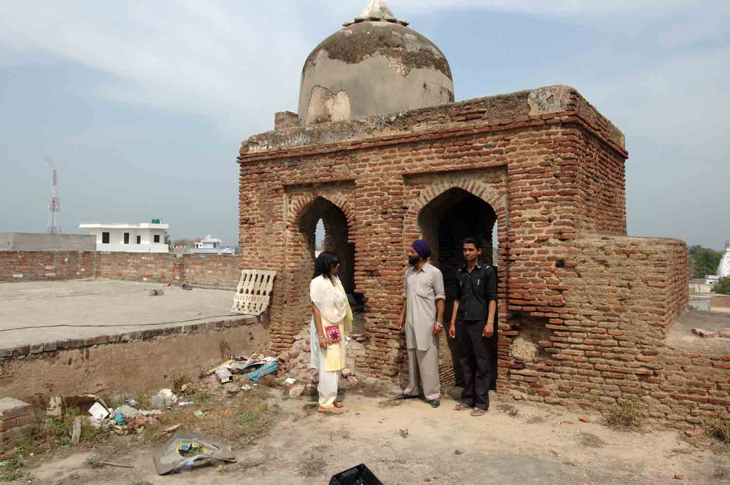Mosque and Mughal Sarai, Fatehabad