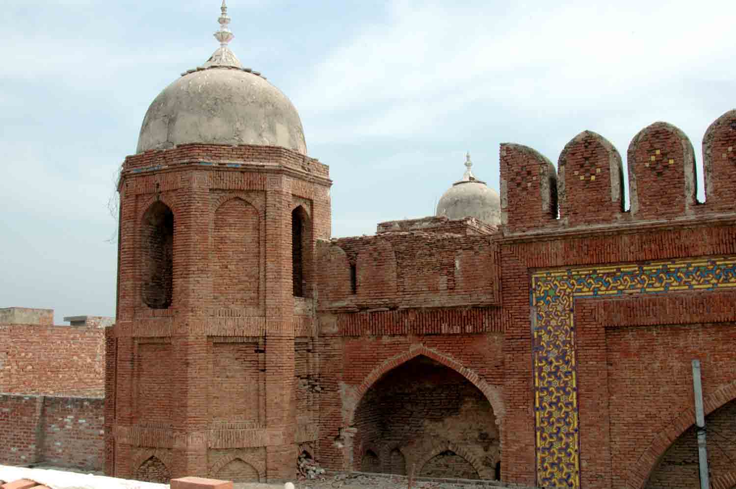Mosque and Mughal Sarai, Fatehabad