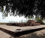 Takht-e-Akbari, Kalanaur