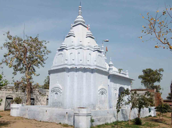 Monuments in Khawaspur
