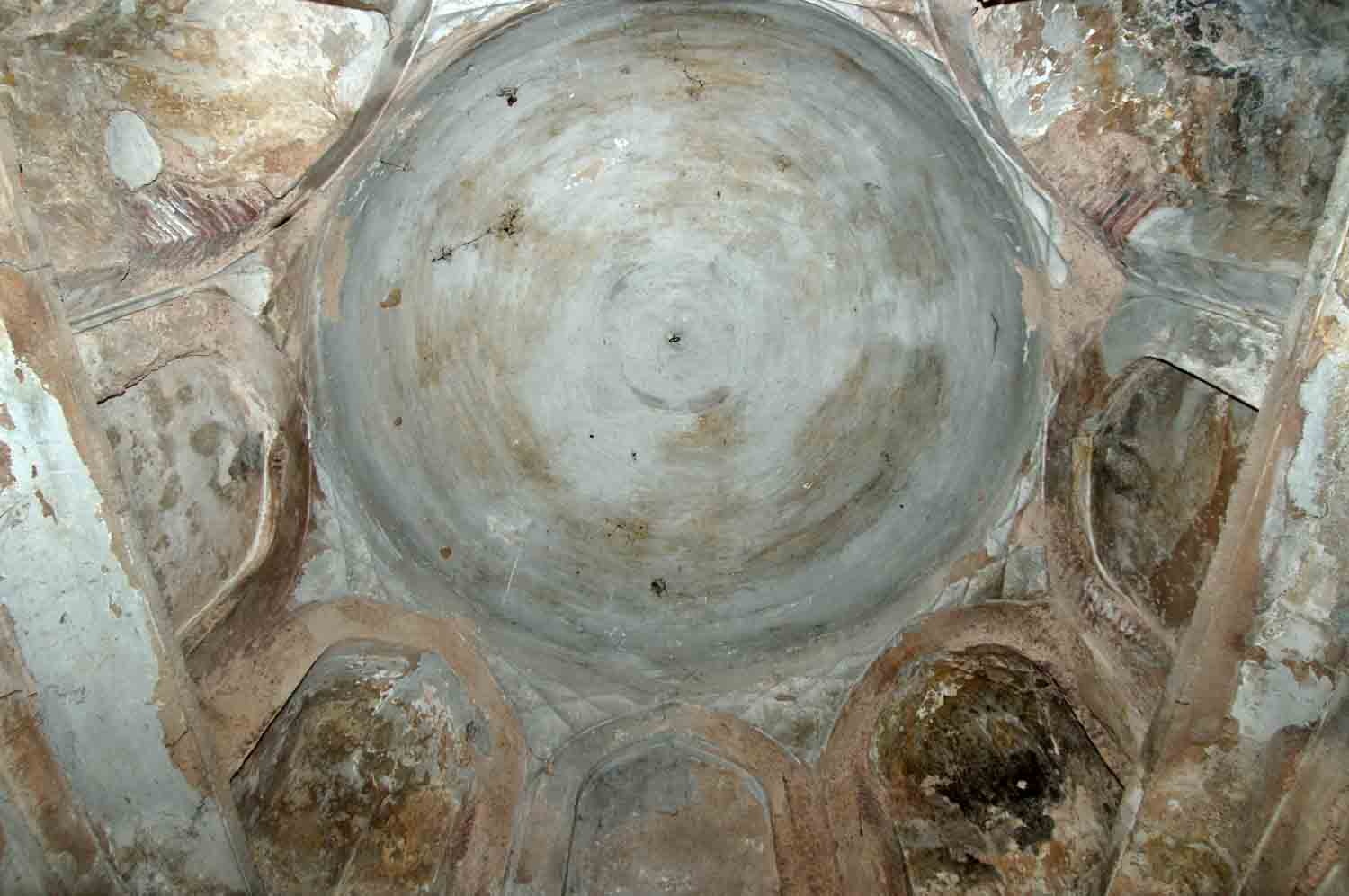 Monuments in Khawaspur