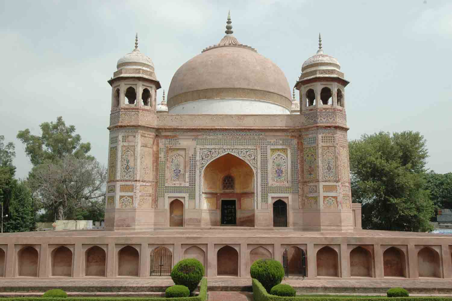 Hadironwala Bagh, Nakodar