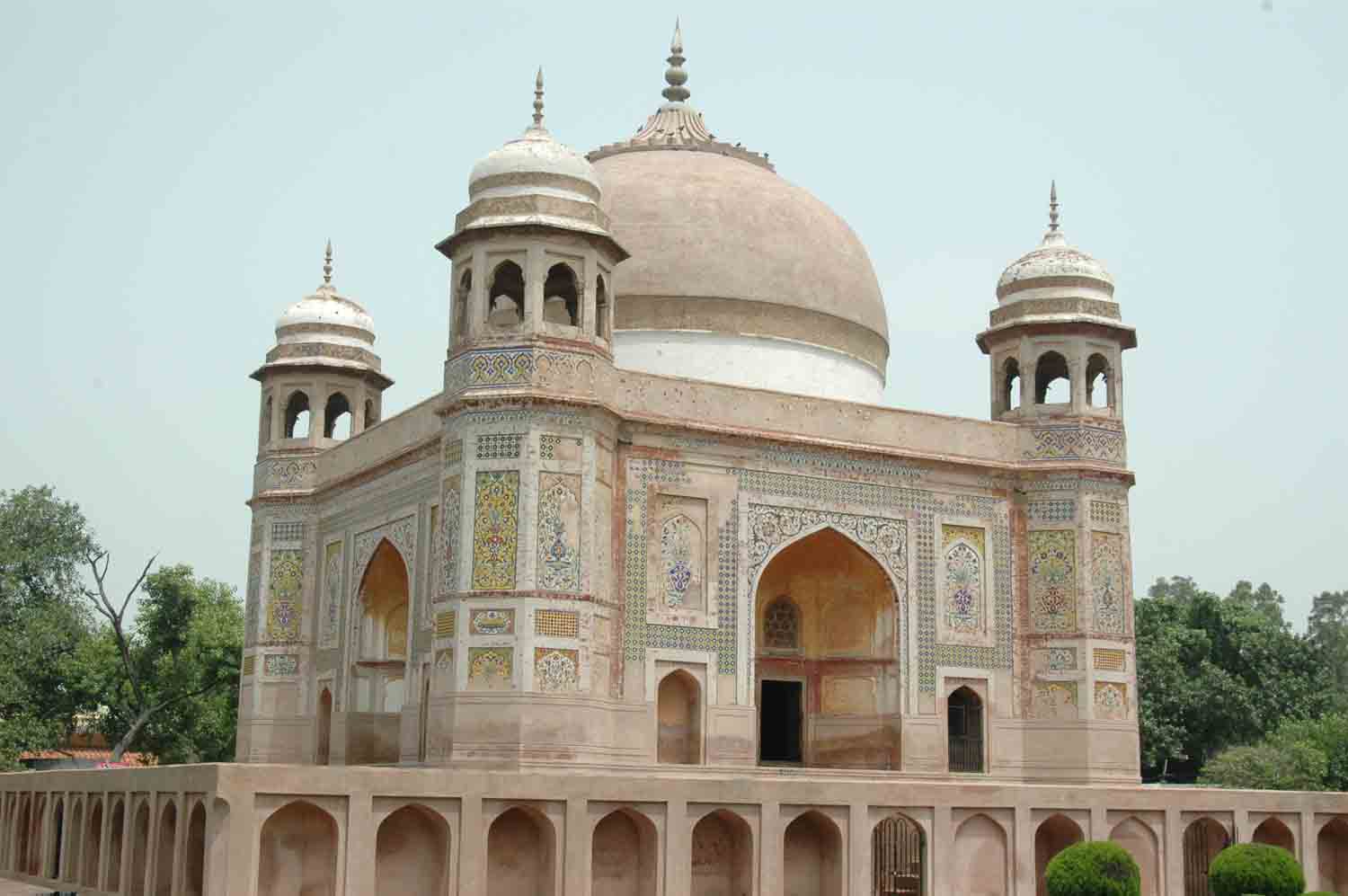 Hadironwala Bagh, Nakodar