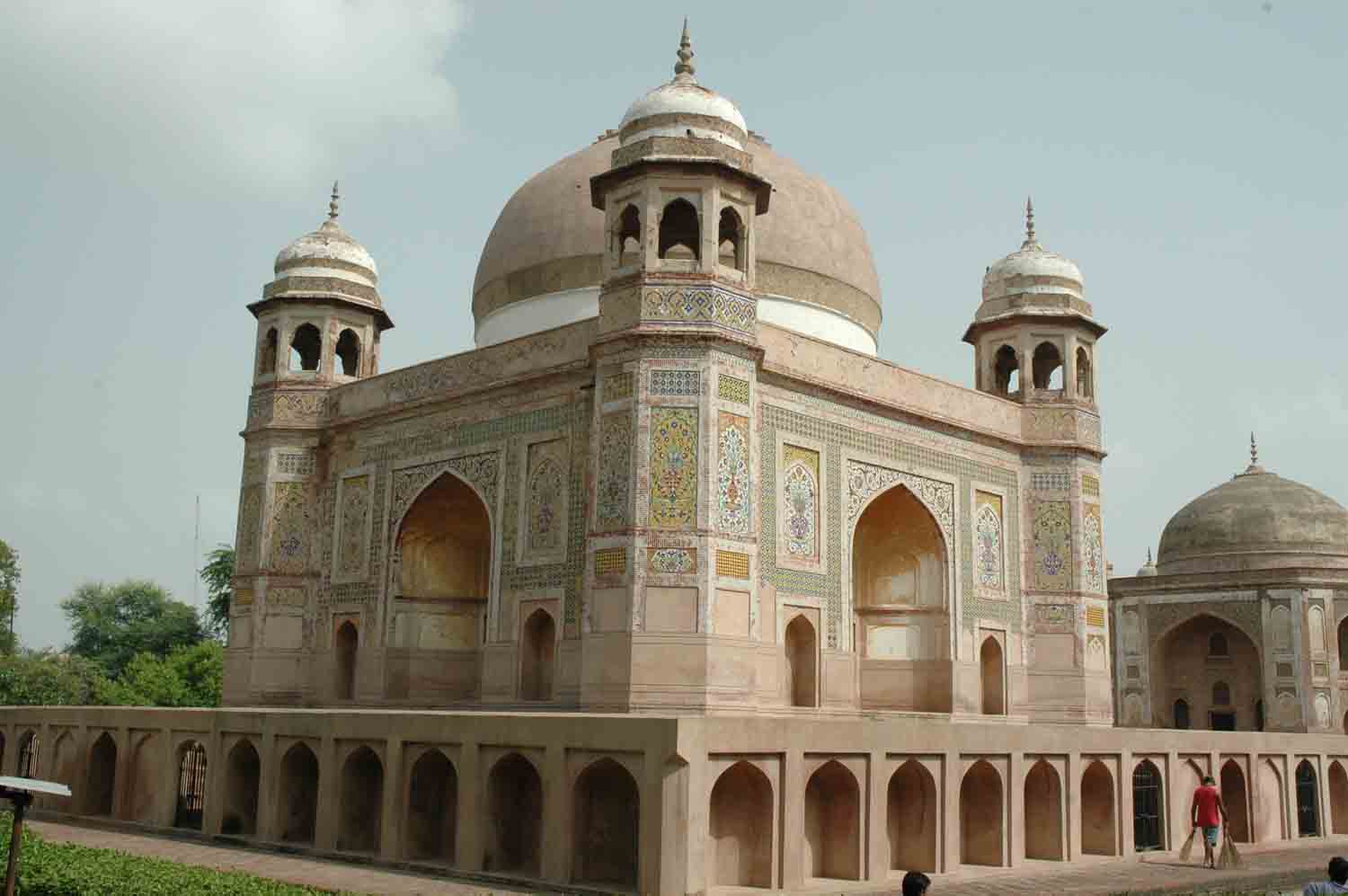 Hadironwala Bagh, Nakodar