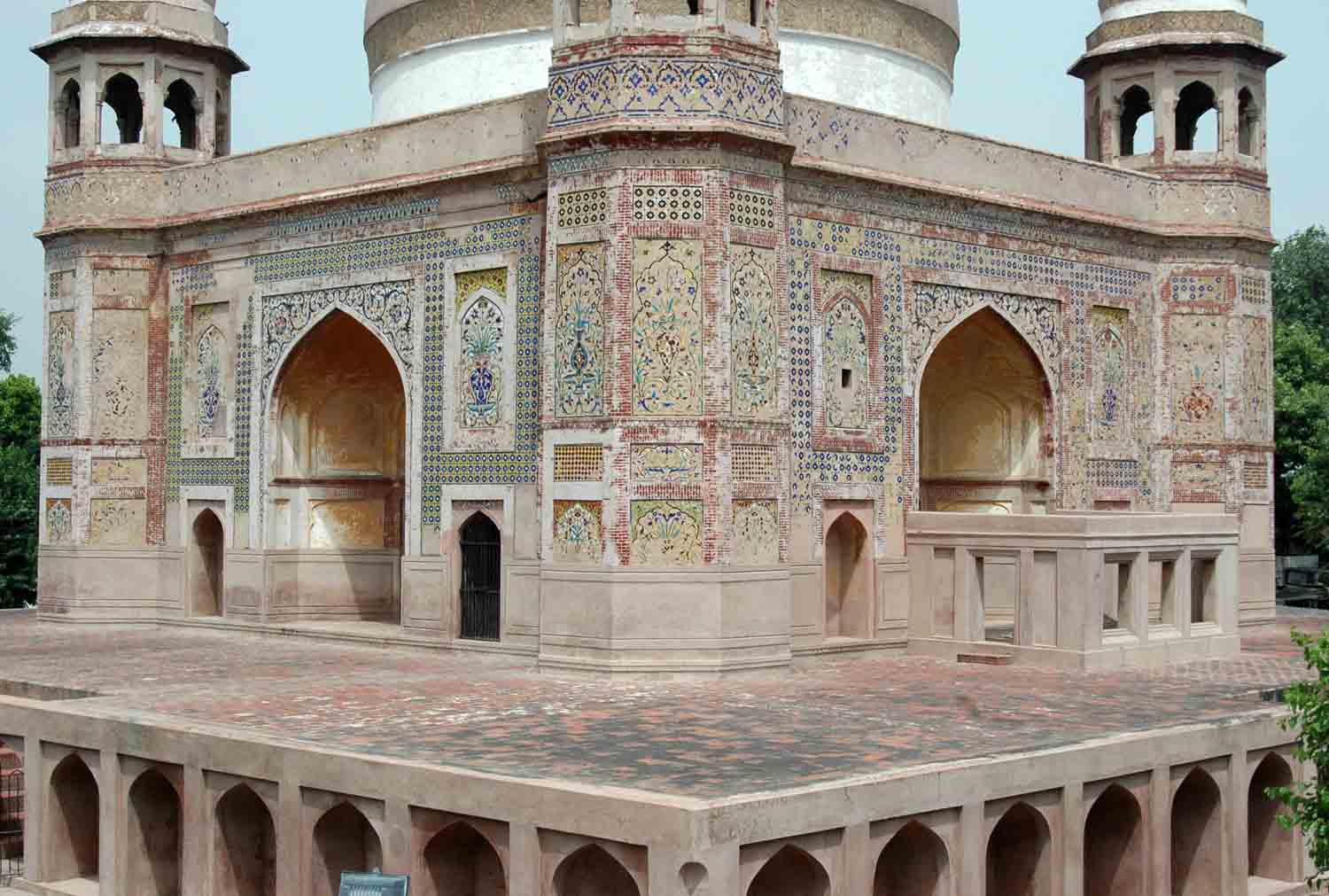 Hadironwala Bagh, Nakodar