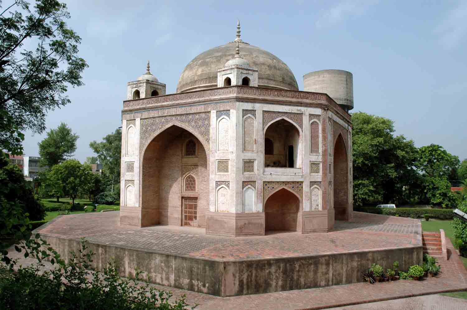 Hadironwala Bagh, Nakodar