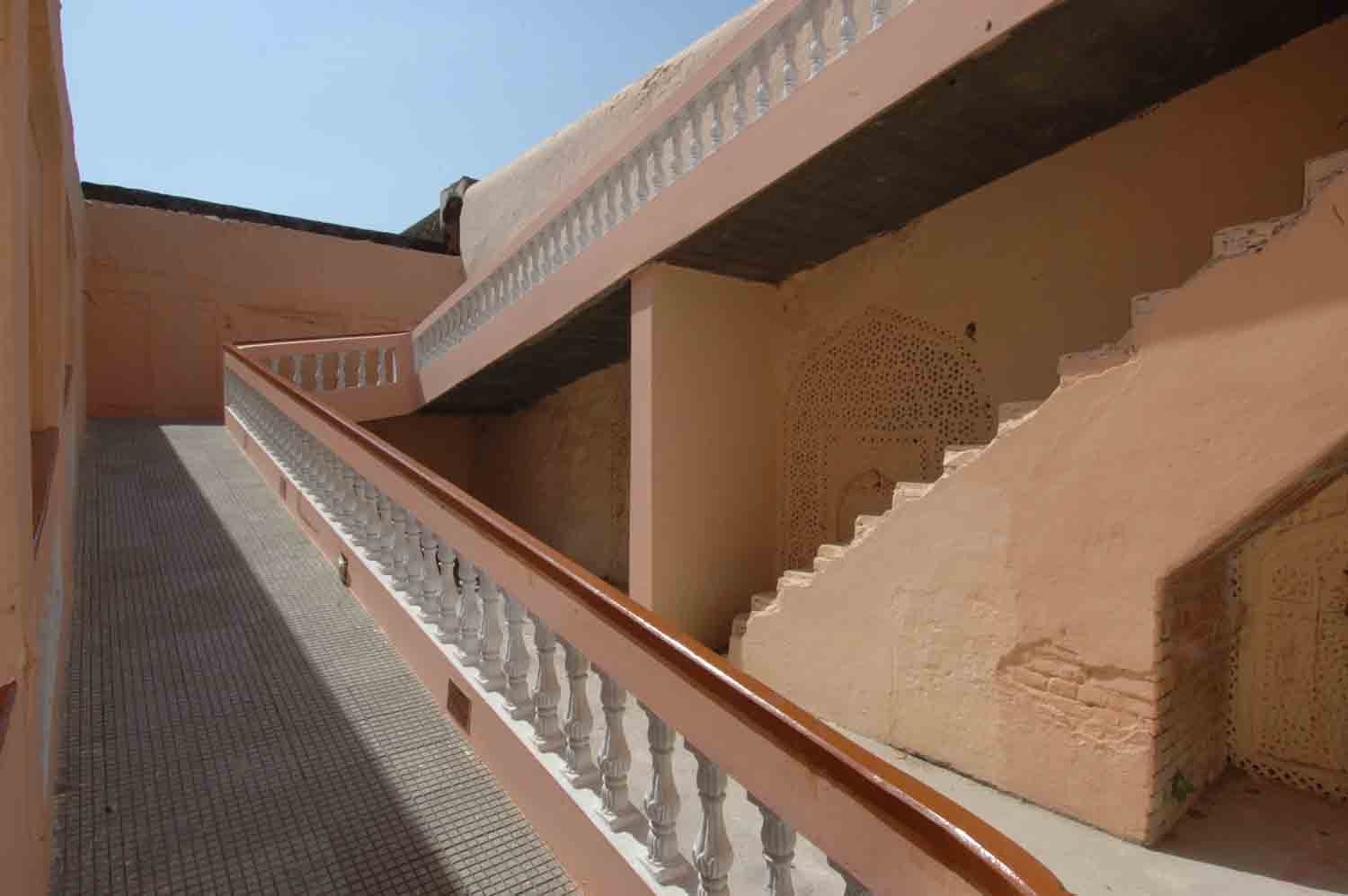 Baradari, Rangmahal & Tank, Nakodar