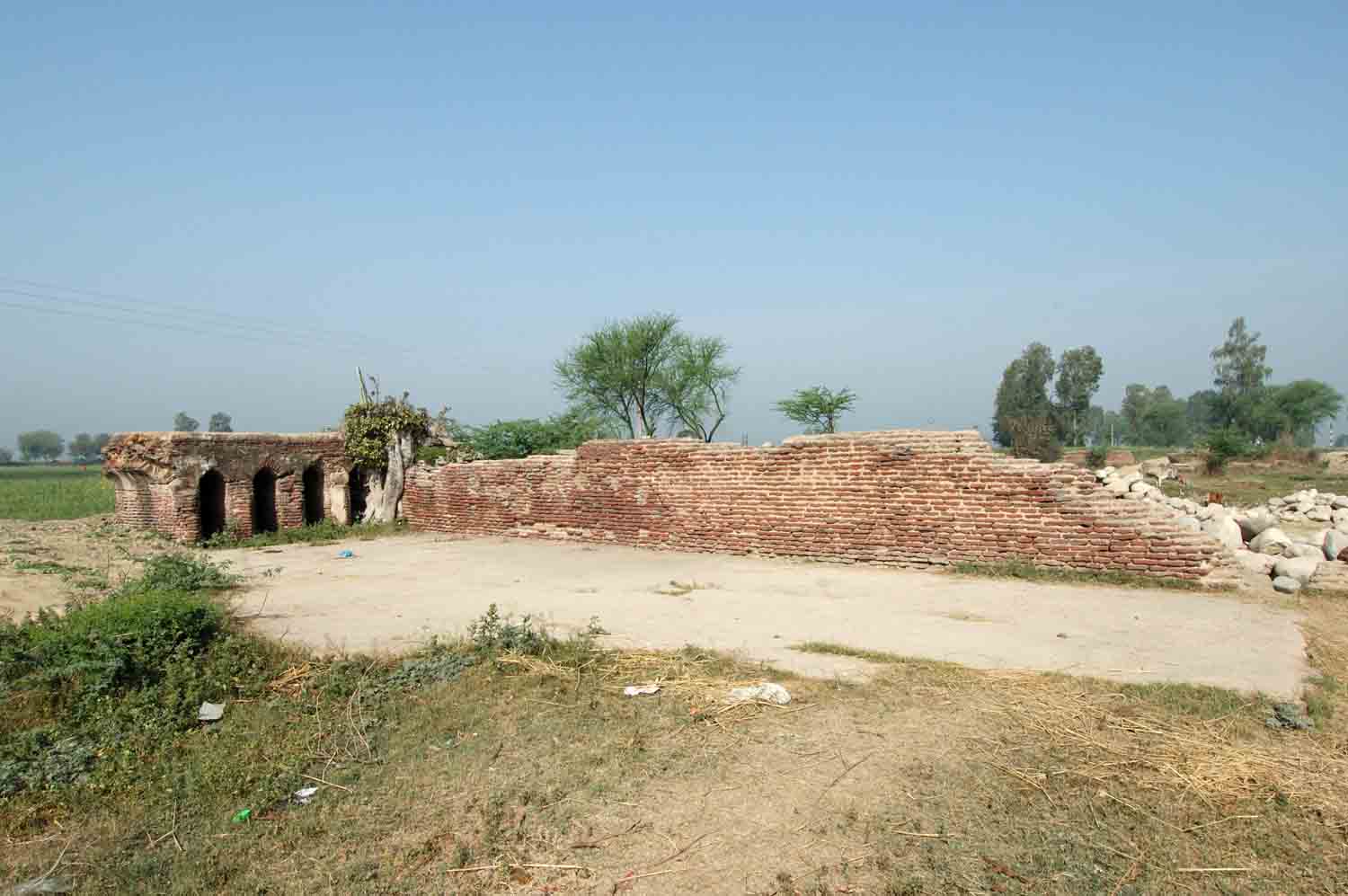 Rajataal Monuments
