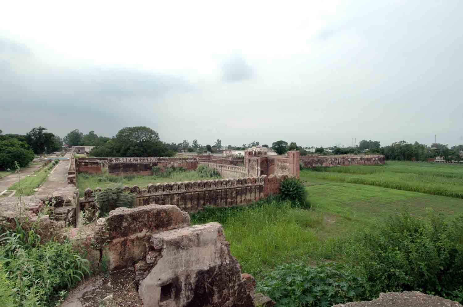 Amm Khass Bagh, Sirhind