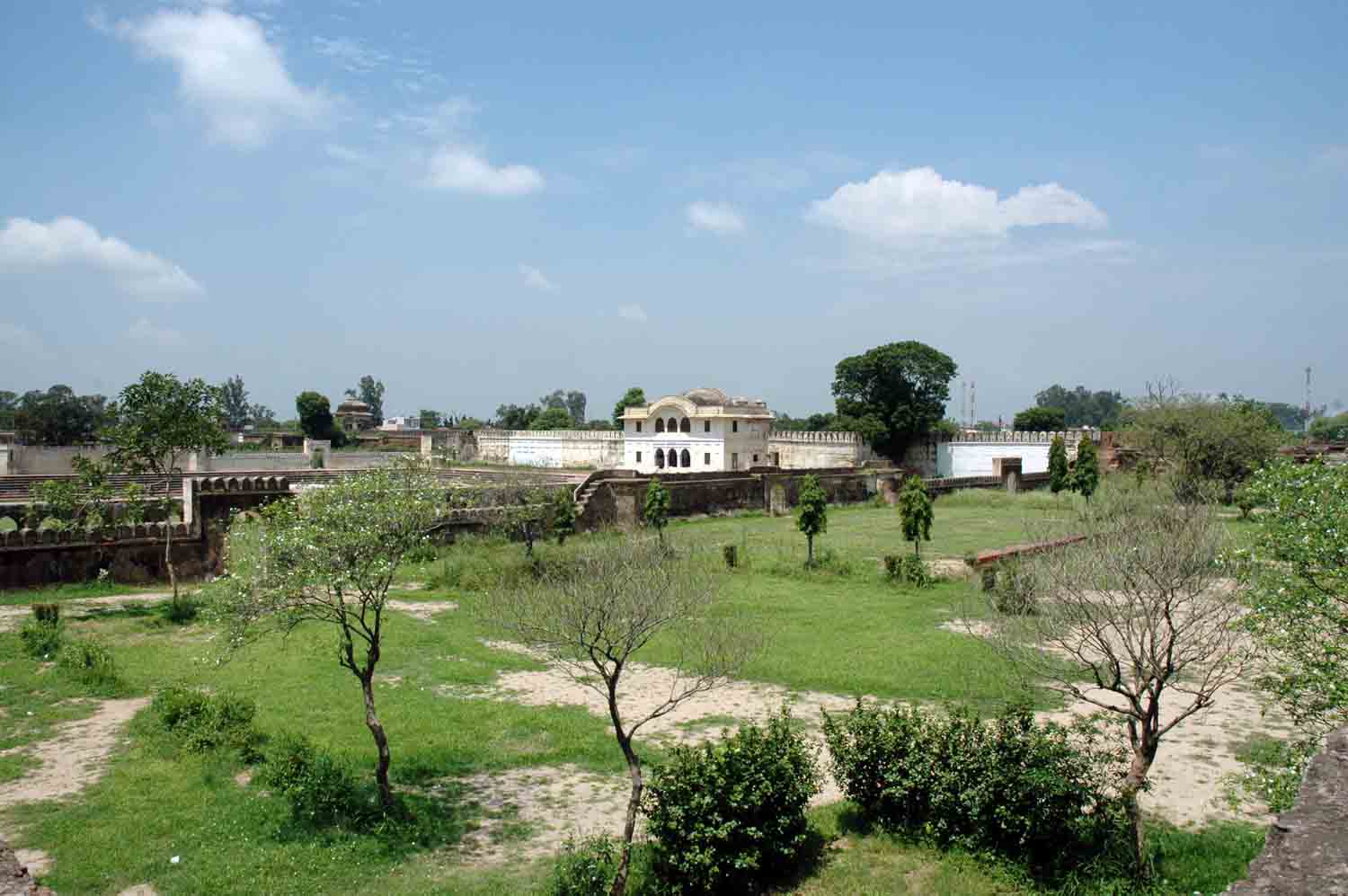 Amm Khass Bagh, Sirhind