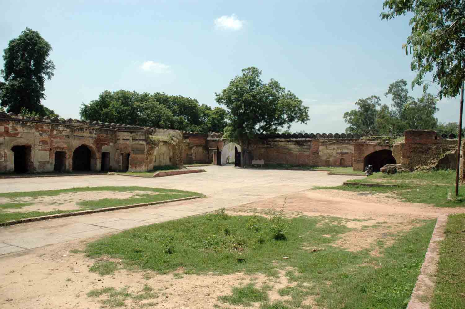 Amm Khass Bagh, Sirhind