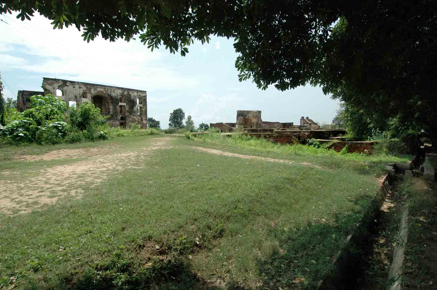 Amm Khass Bagh, Sirhind