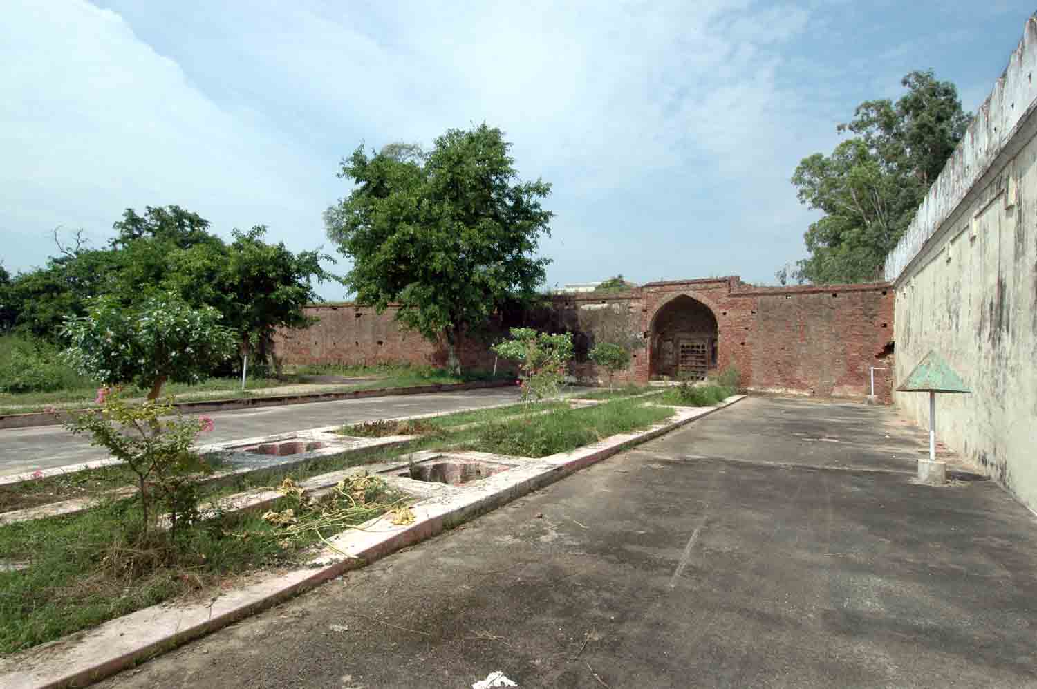 Amm Khass Bagh, Sirhind